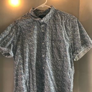 Floral Short-sleeve button up.